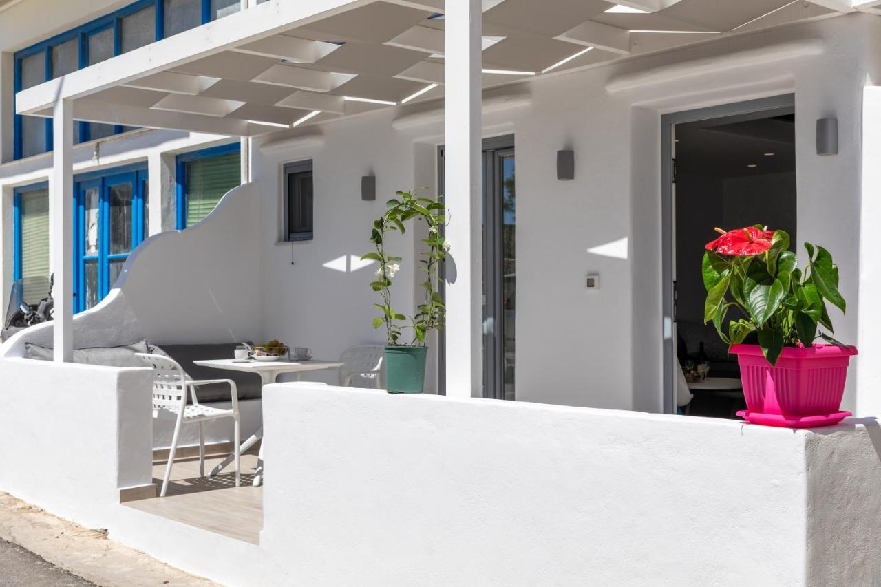 Marina'S Suites Naxos City Exterior photo