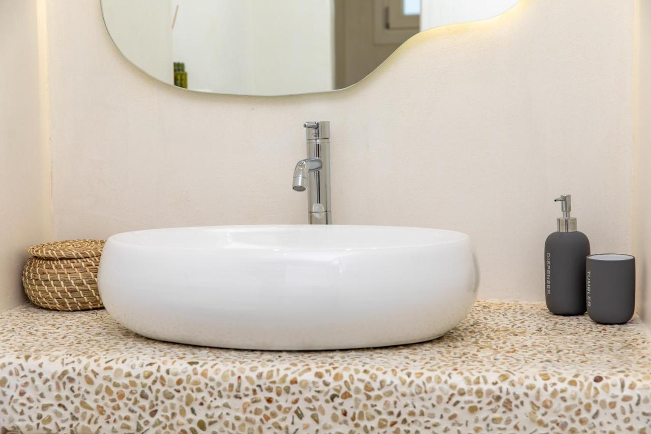 Marina'S Suites Naxos City Exterior photo